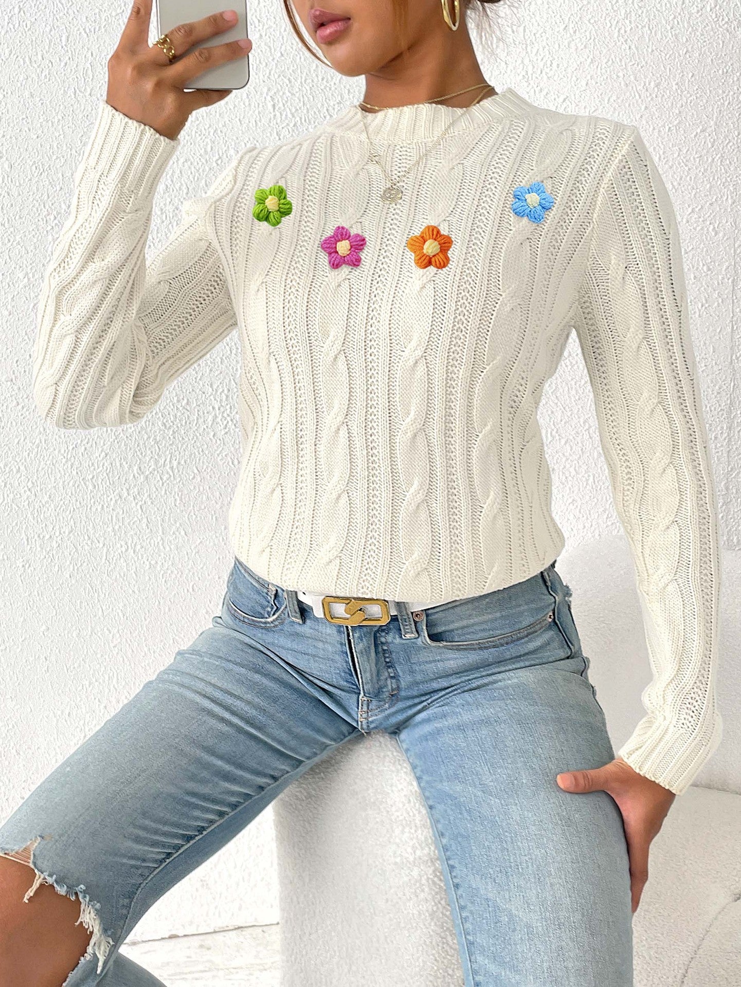 Women Floral Embroidered Round Neck Long Sleeves Pullover Sweater