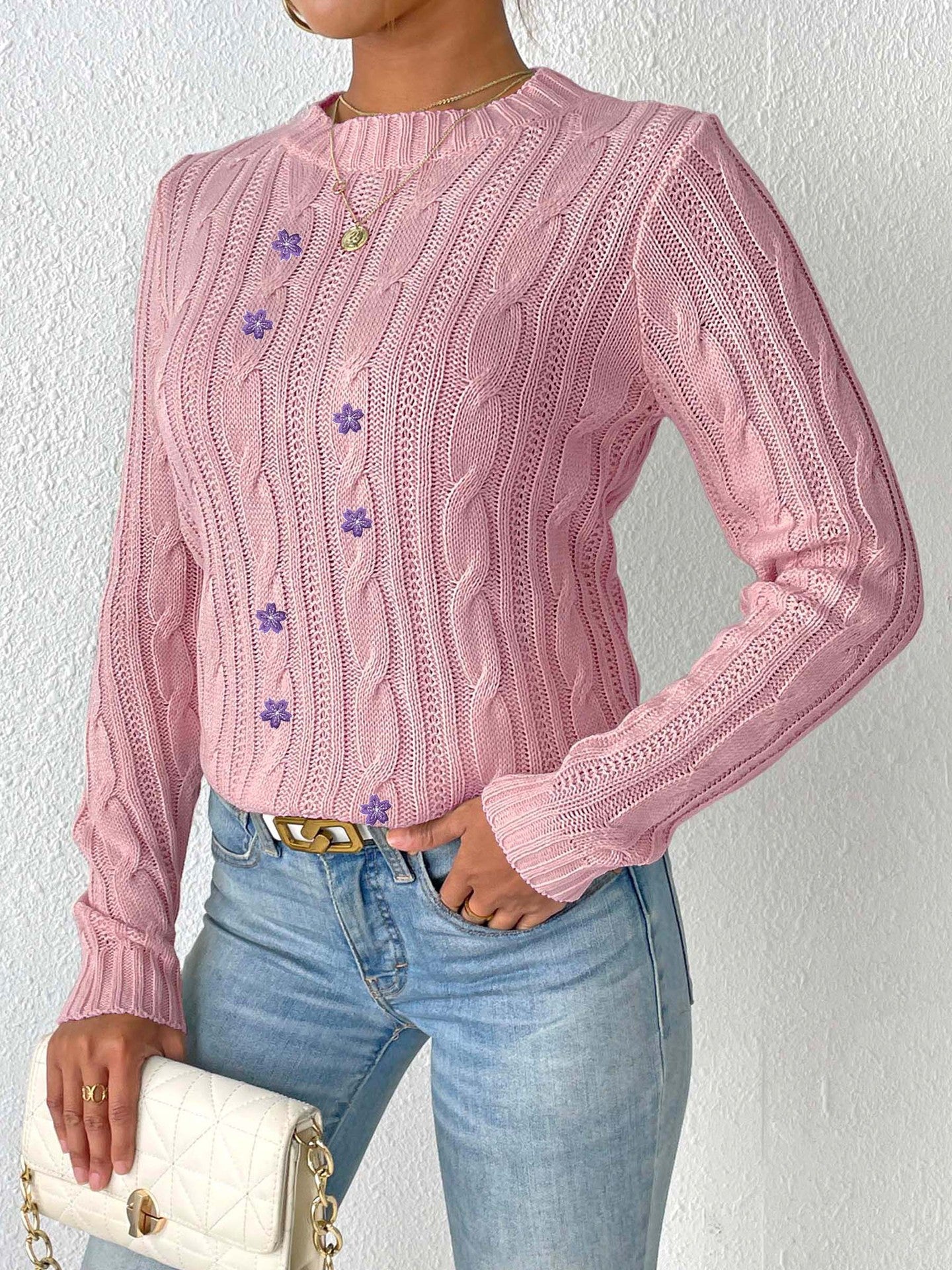 Women Cable Knit Pullover Sweaters with Applique Detail