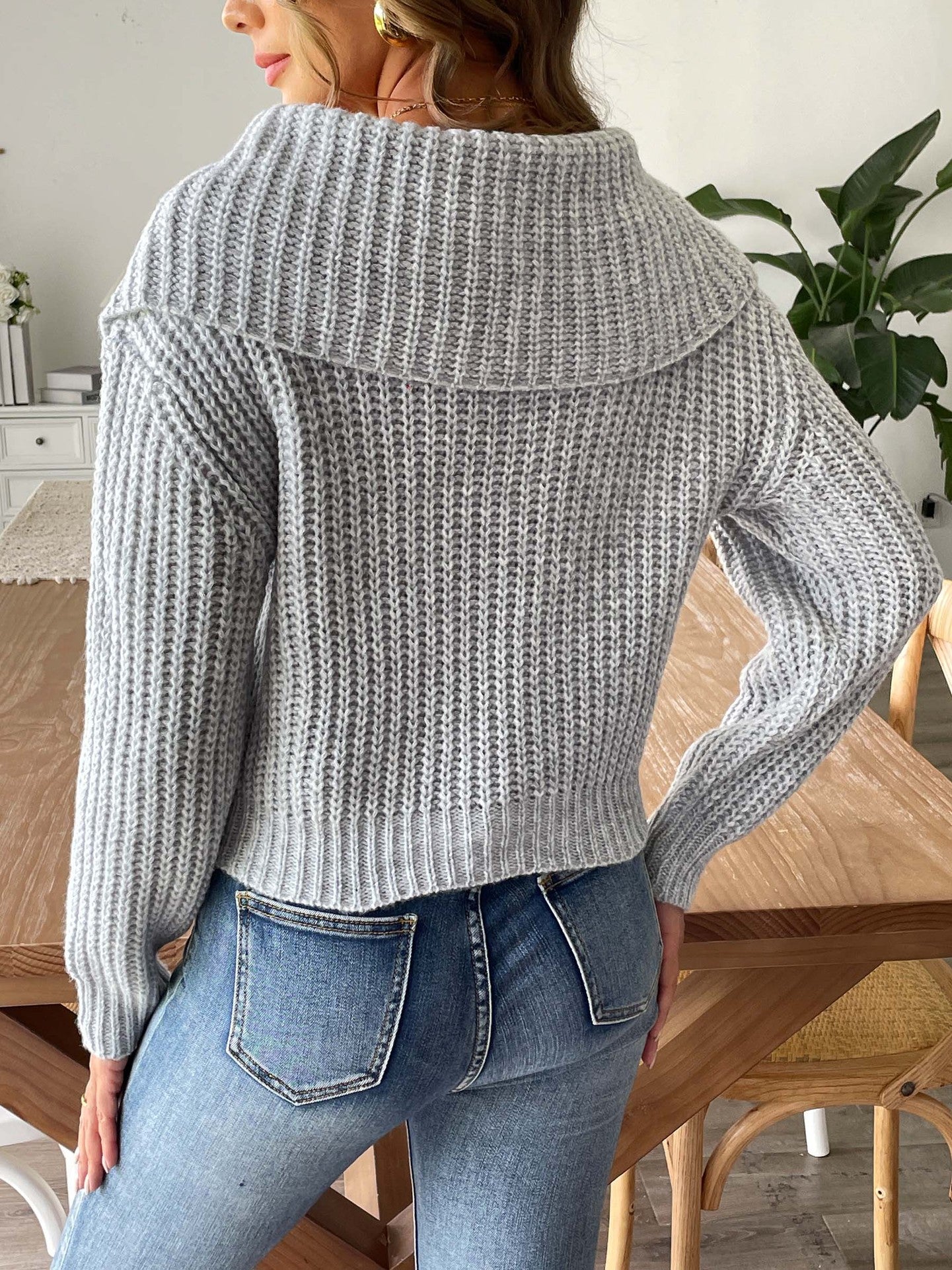 Women  V-Neck Ribbed Pullover