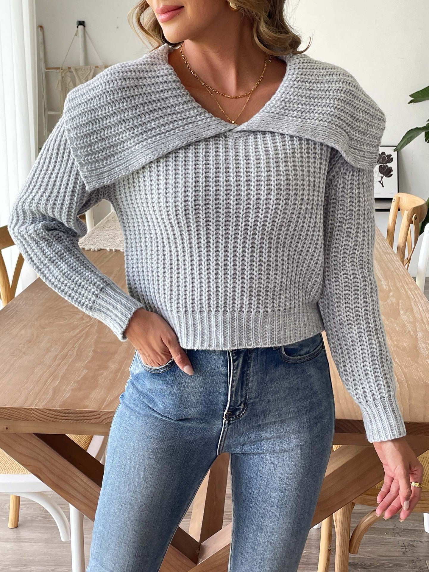 Women  V-Neck Ribbed Pullover