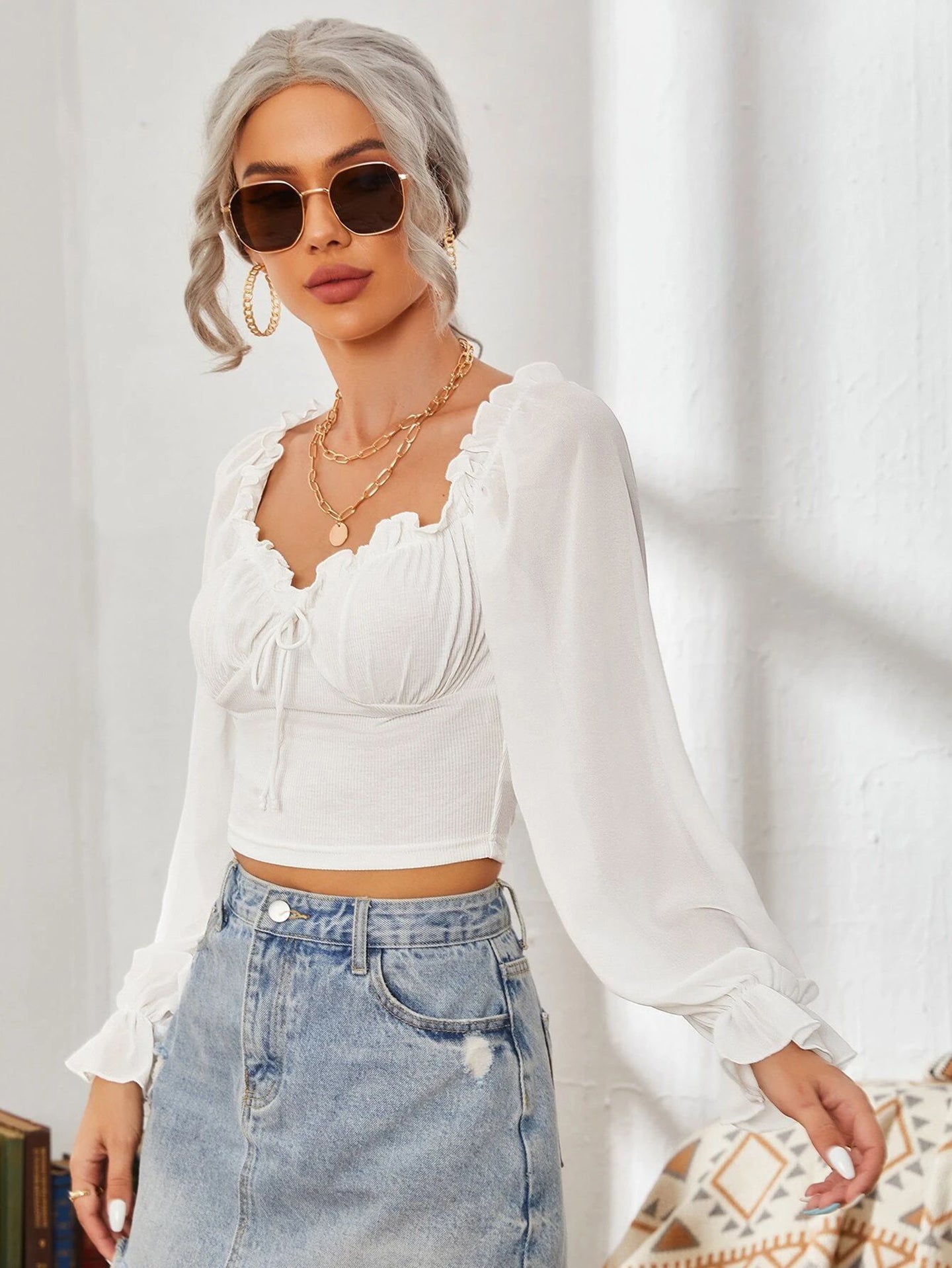 Women Sweetheart Neck Puff Sleeve Ruffles Fitted Crop Top