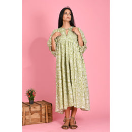 Green Floral Keyhole Neck A-Line Midi Dress