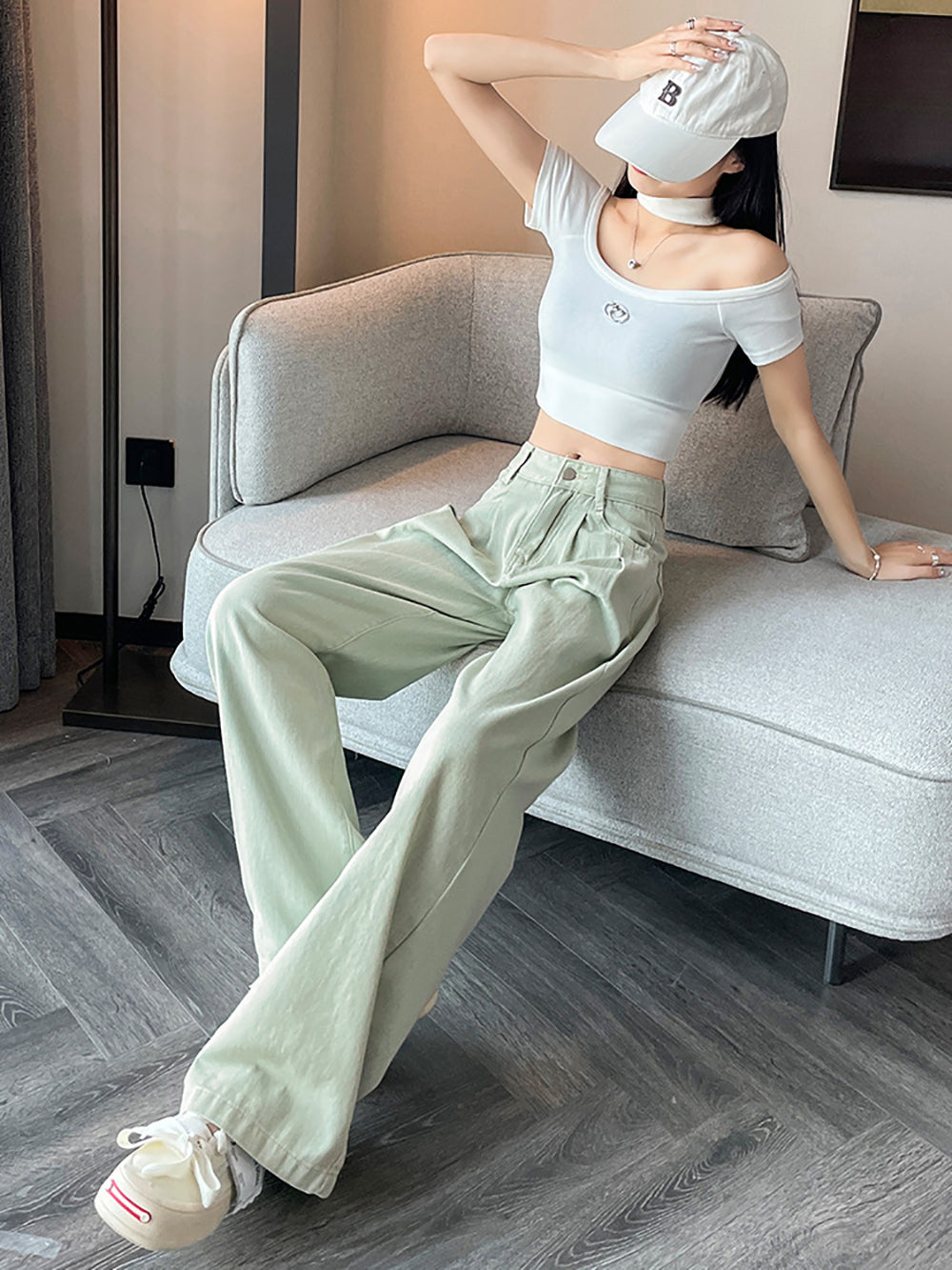 Women Wide Leg Low Distress Heavy Fade Jeans