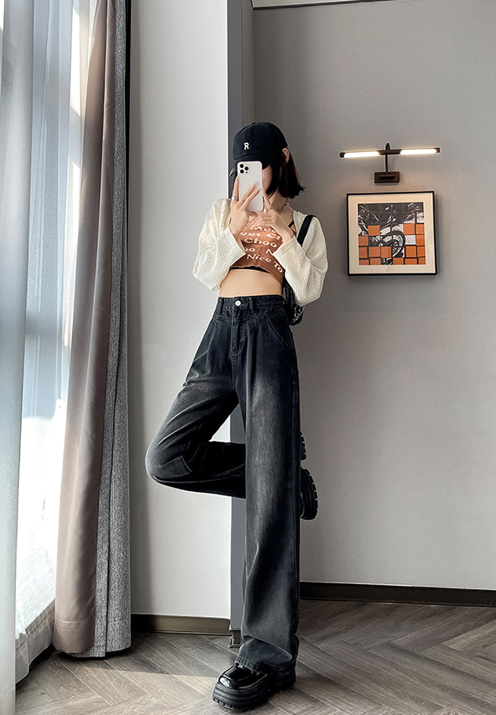 Women Straight Fit Slash Knee Jeans