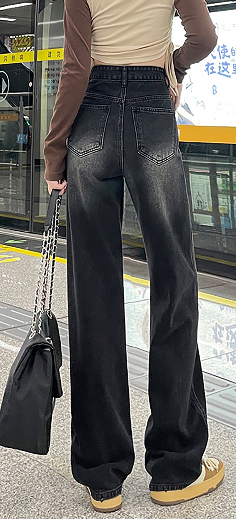 Women Wide Leg Slash Knee Light Fade Jeans