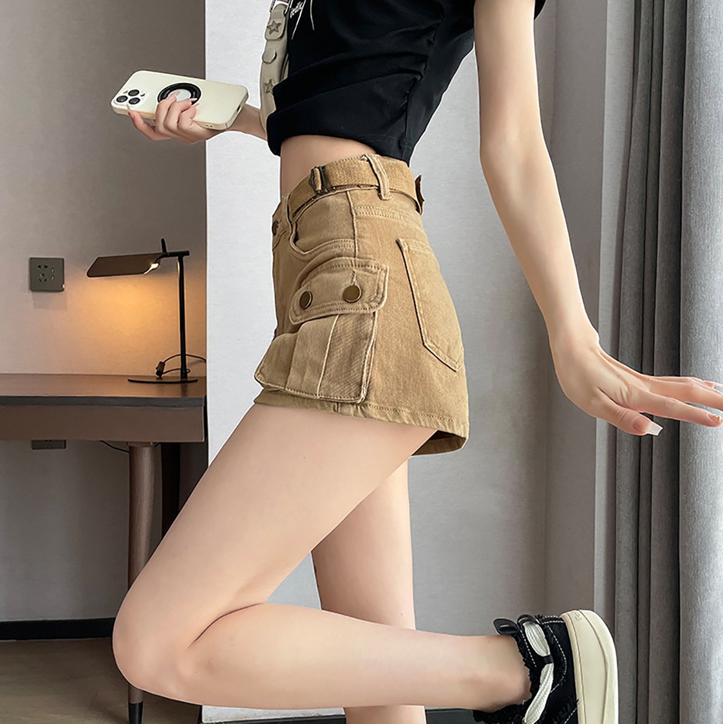 Women Slash Knee Jeans