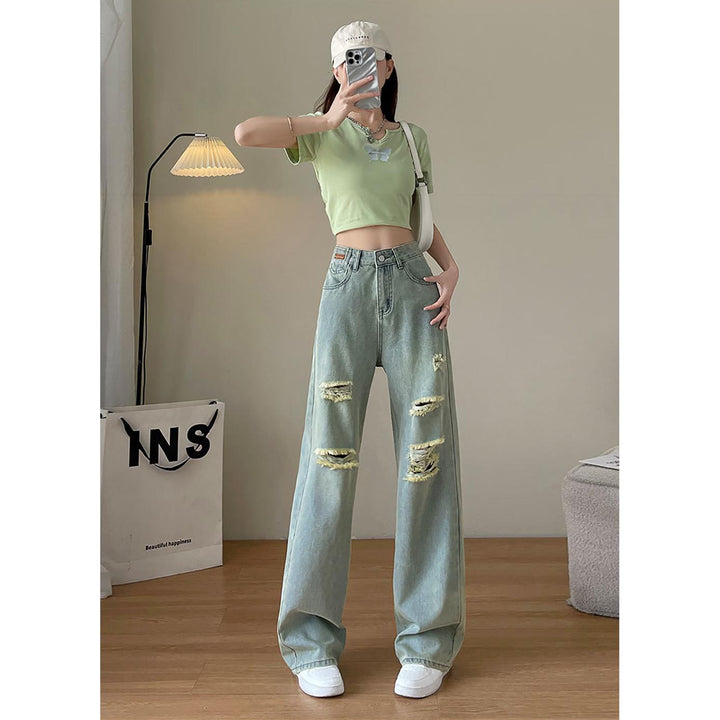 Women Mildly Distressed Light Fade Stretchable Jeans