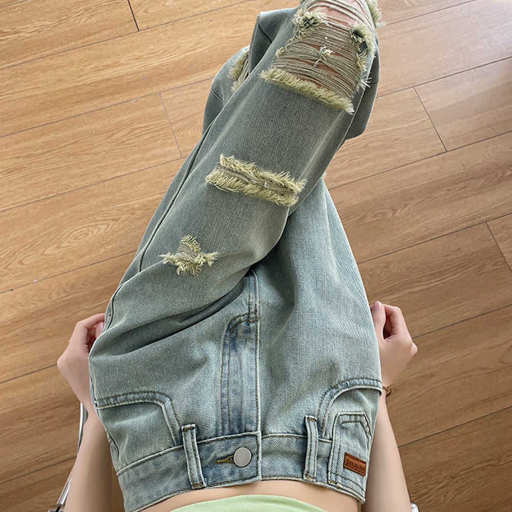 Women Mildly Distressed Light Fade Stretchable Jeans
