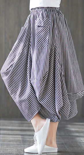 Women Regular Fit Mid-Rise Striped Trousers