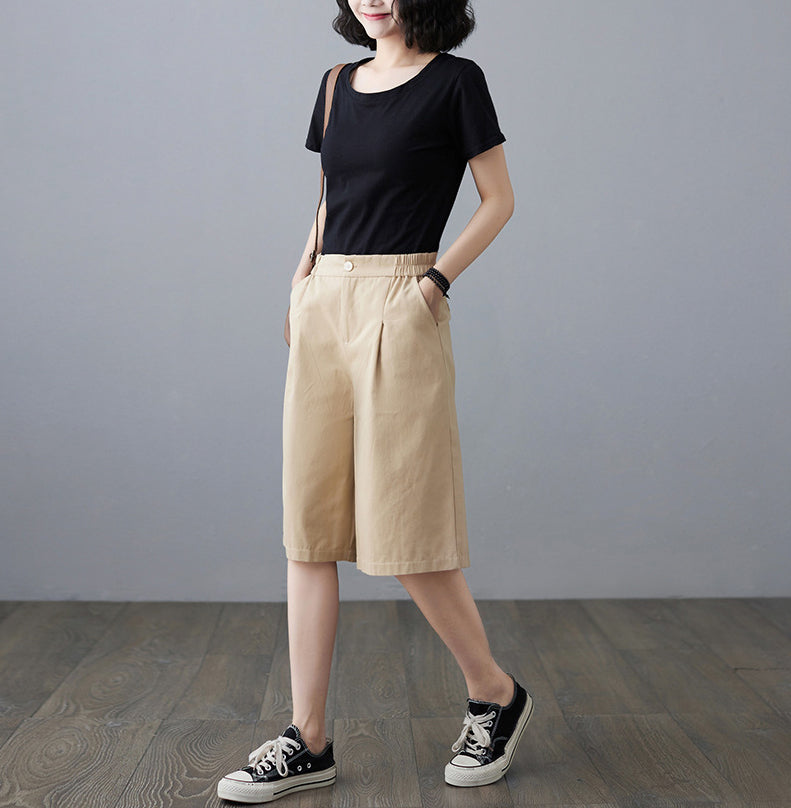 Women Loose Fit Mid-Rise Shorts