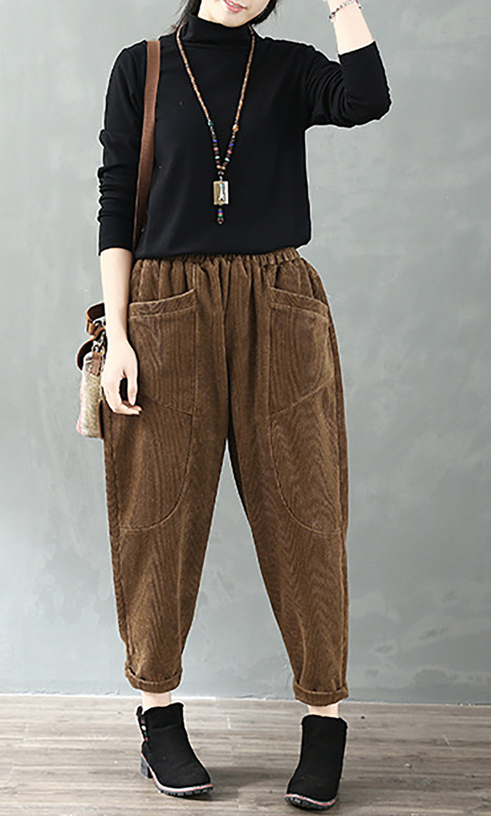 Women Mid-Rise Easy Wash Pleated Regular Trousers