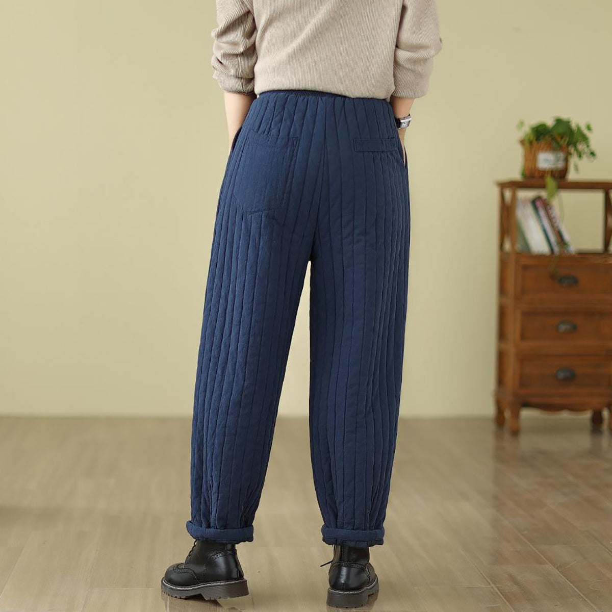 Women Easy Wash Pleated Regular Trousers