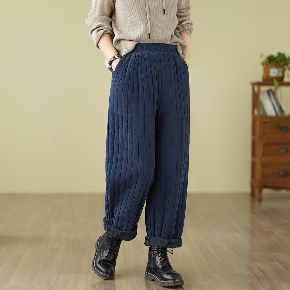 Women Easy Wash Pleated Regular Trousers