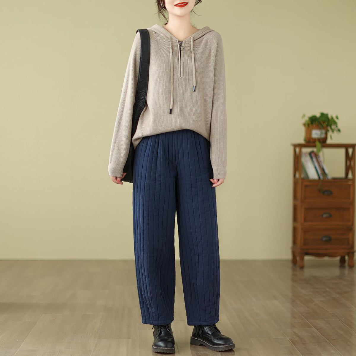 Women Easy Wash Pleated Regular Trousers