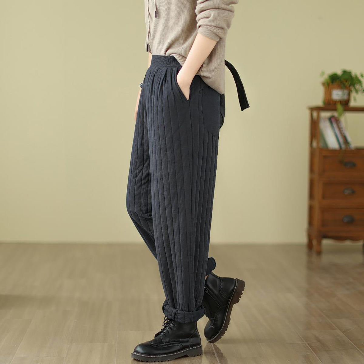 Women Relaxed Fit Textured Trousers