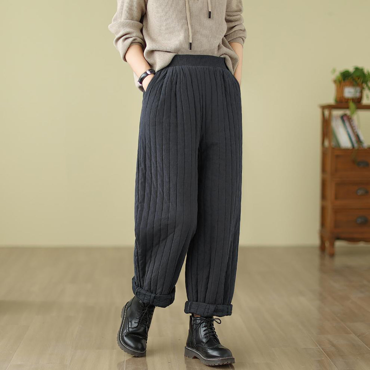 Women Relaxed Fit Textured Trousers