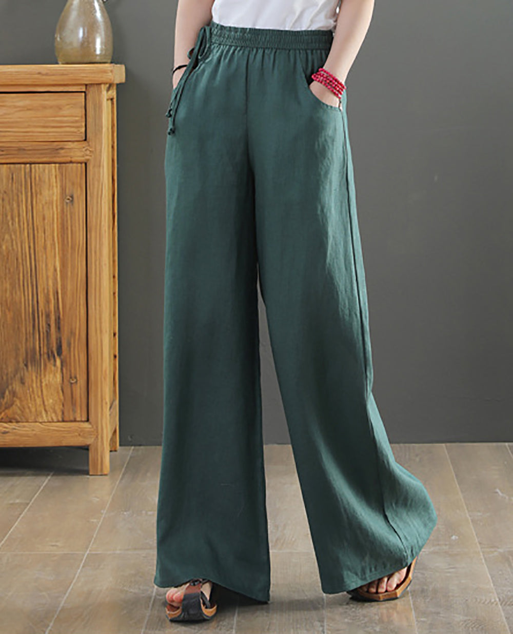 Women Loose Fit Easy Wash Pleated Trousers
