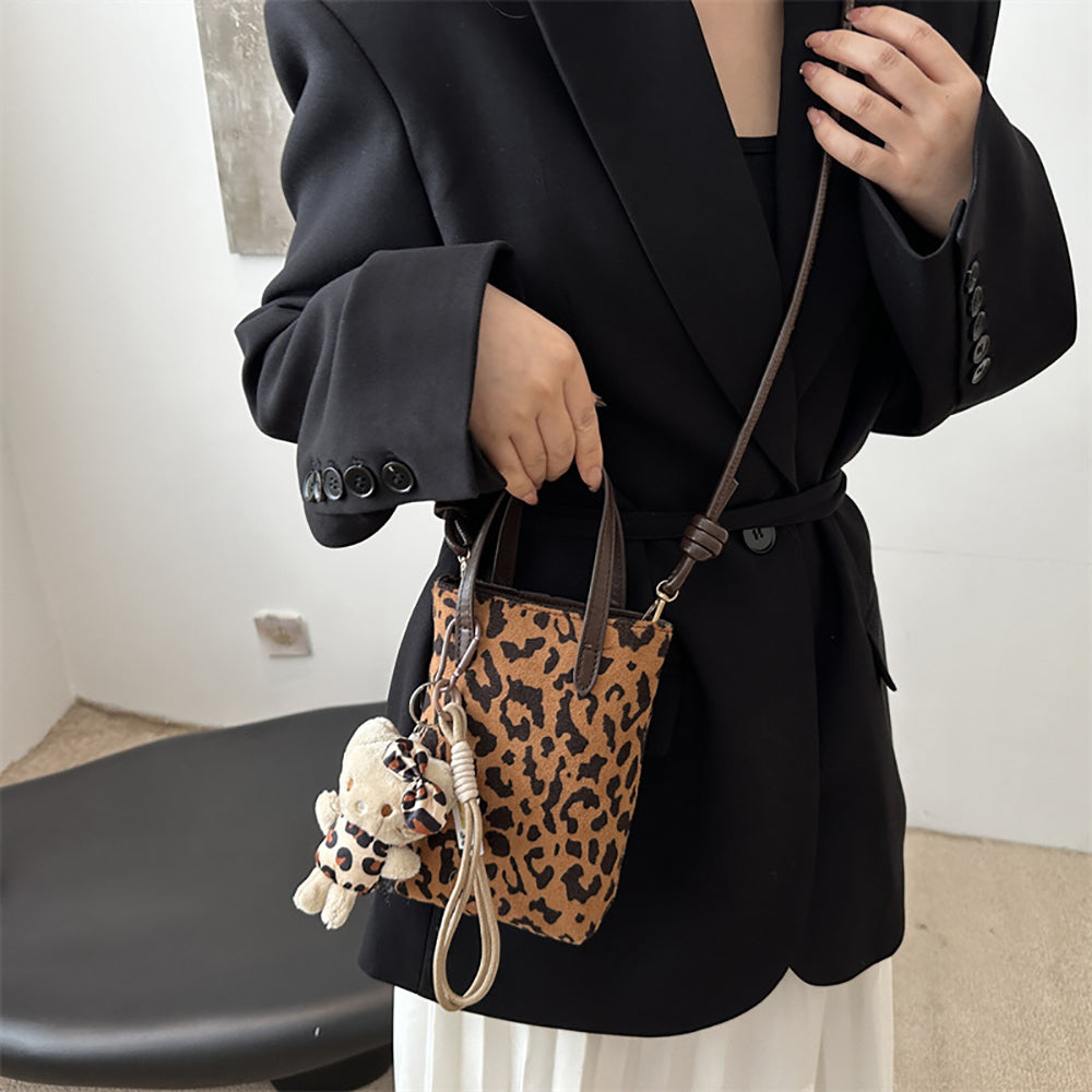 PU Bucket Handheld Bag with Applique