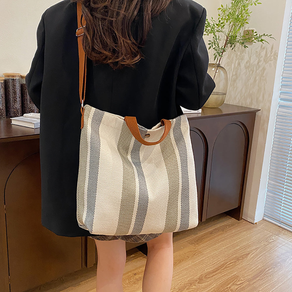 Colourblocked Bucket Handheld Bag