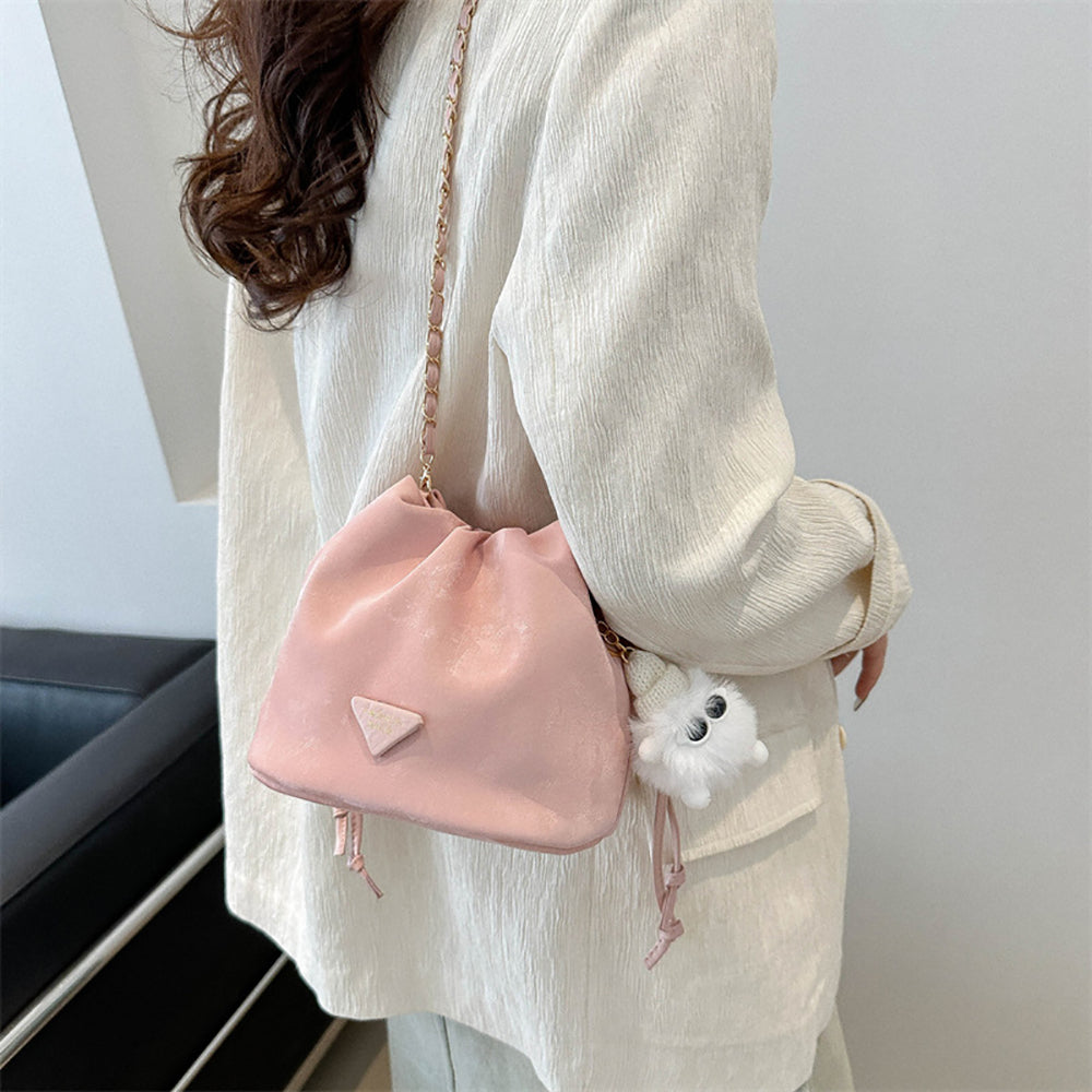 Structured Handheld Bag with Applique
