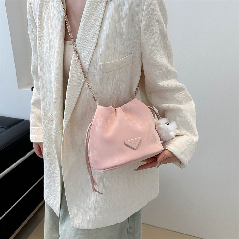 Structured Handheld Bag with Applique