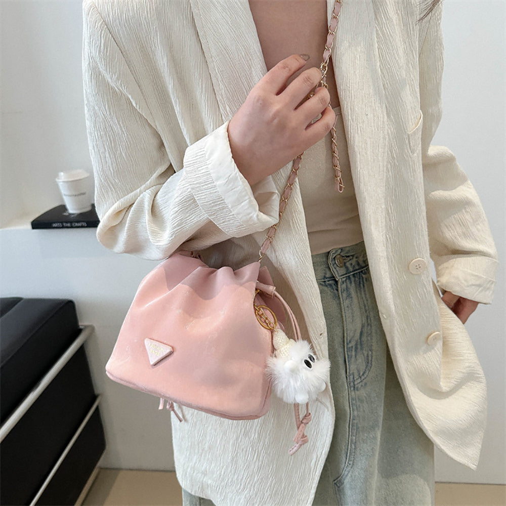 Structured Handheld Bag with Applique