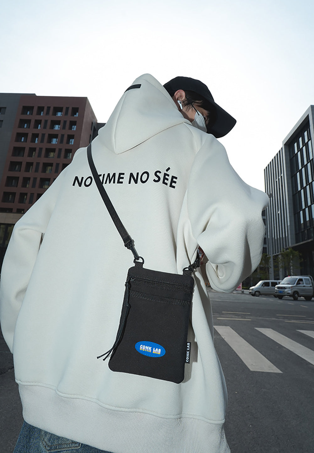Black Solid Crossbody Sling Bag