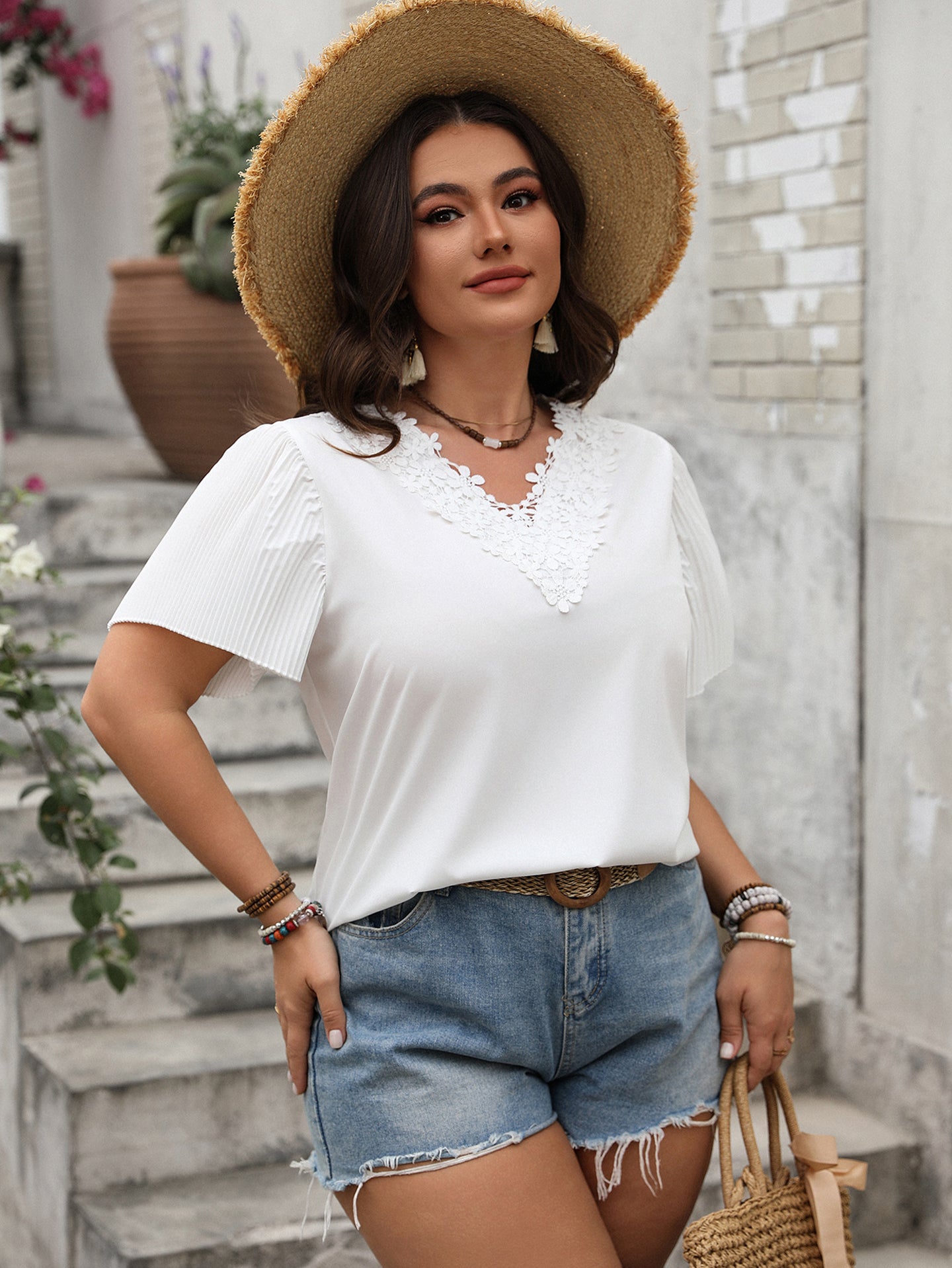 Women Solid V-Neck Regular Top