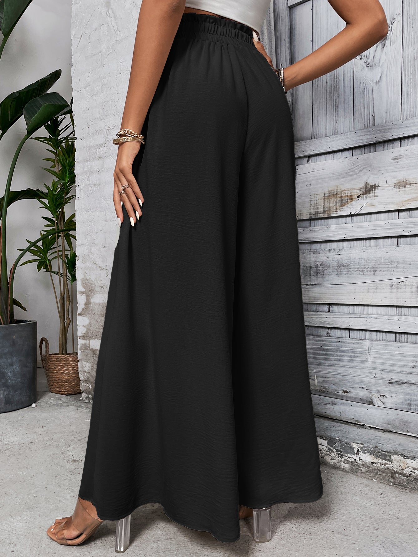 Women Loose Fit Pleated Trousers