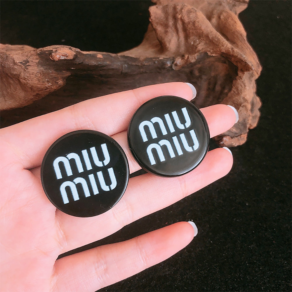 Oval Studs Earrings