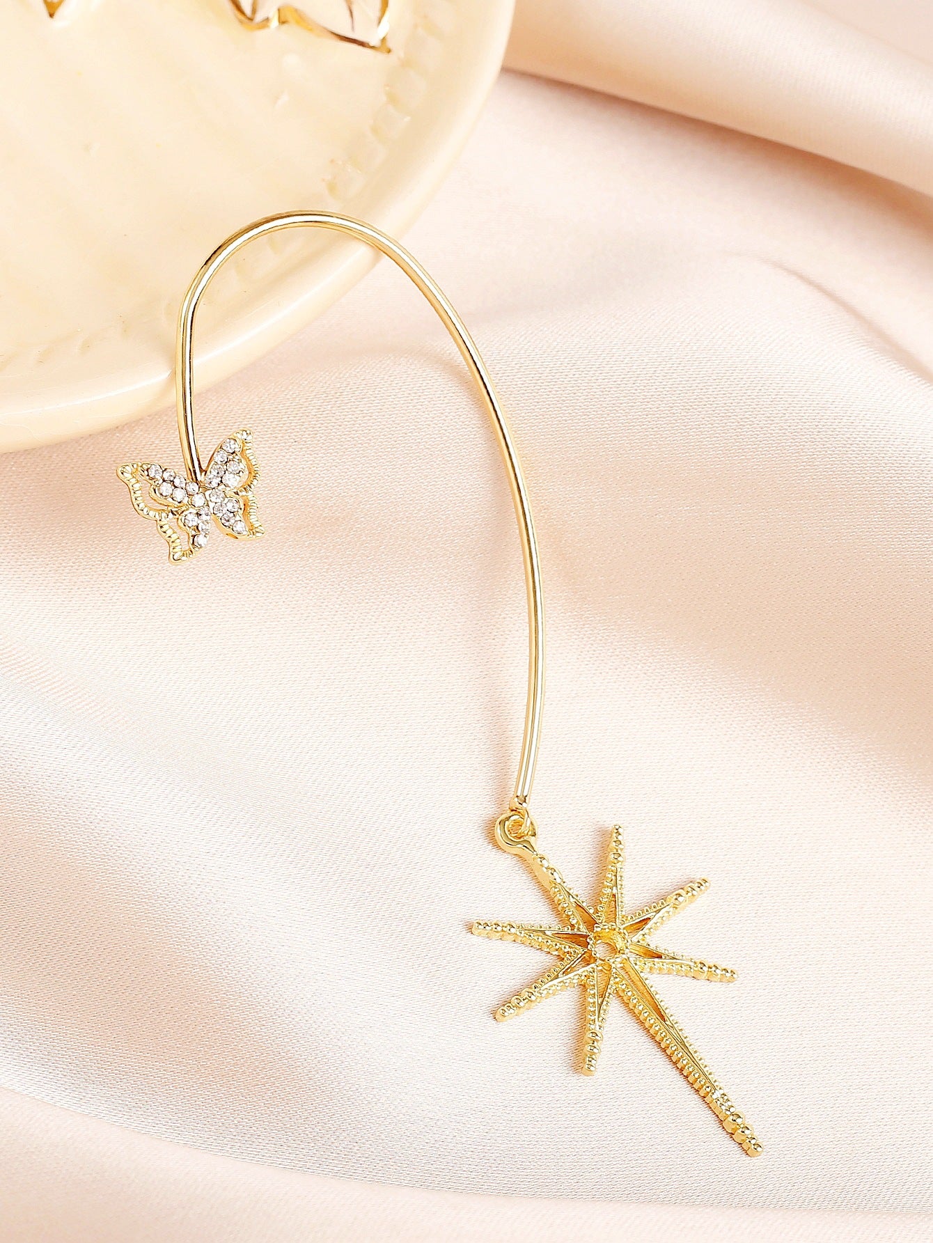 Gold Plated Artificial Stones Studded Contemporary Ear Cuff