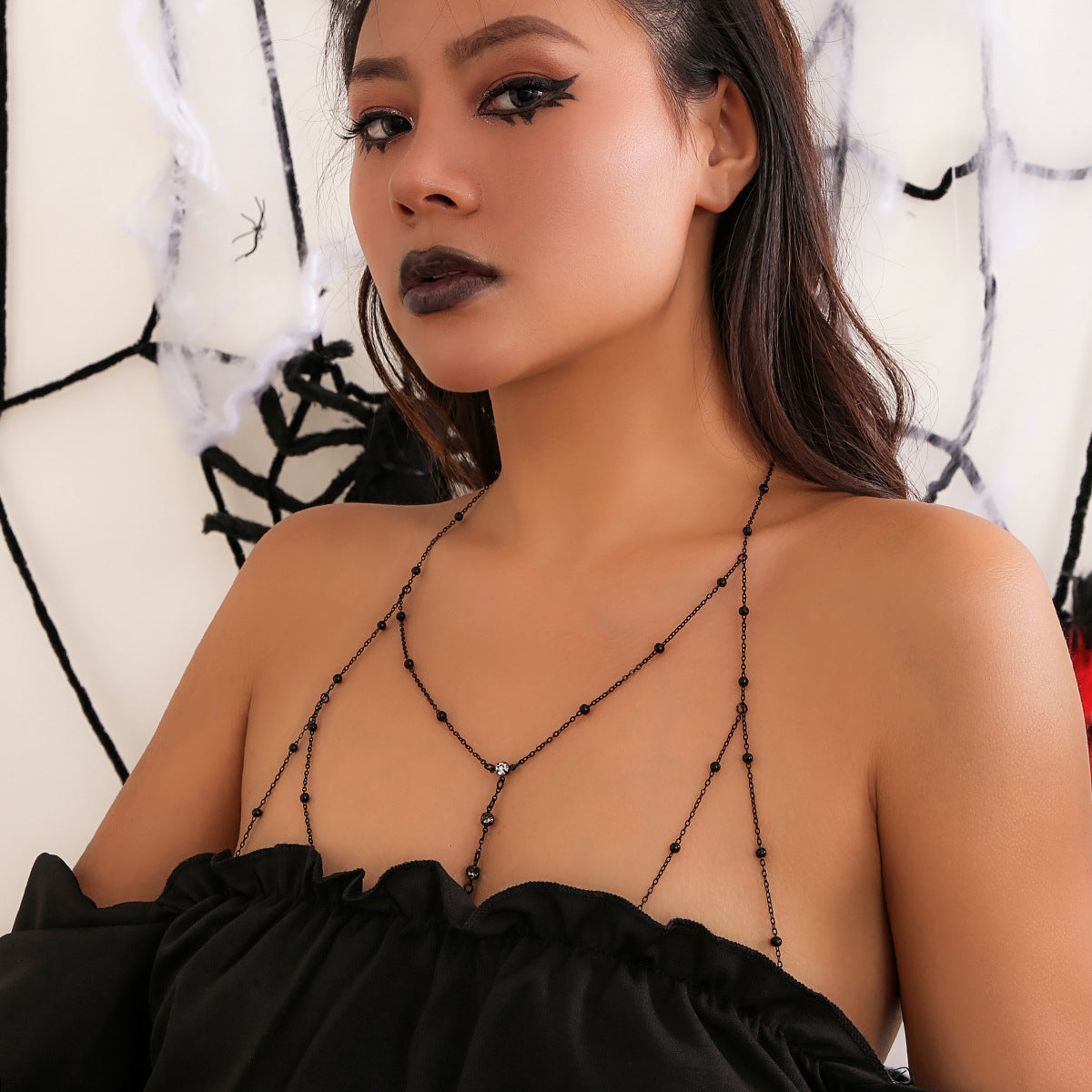 Silver-Plated Artificial Stones Studded & Beaded Chain