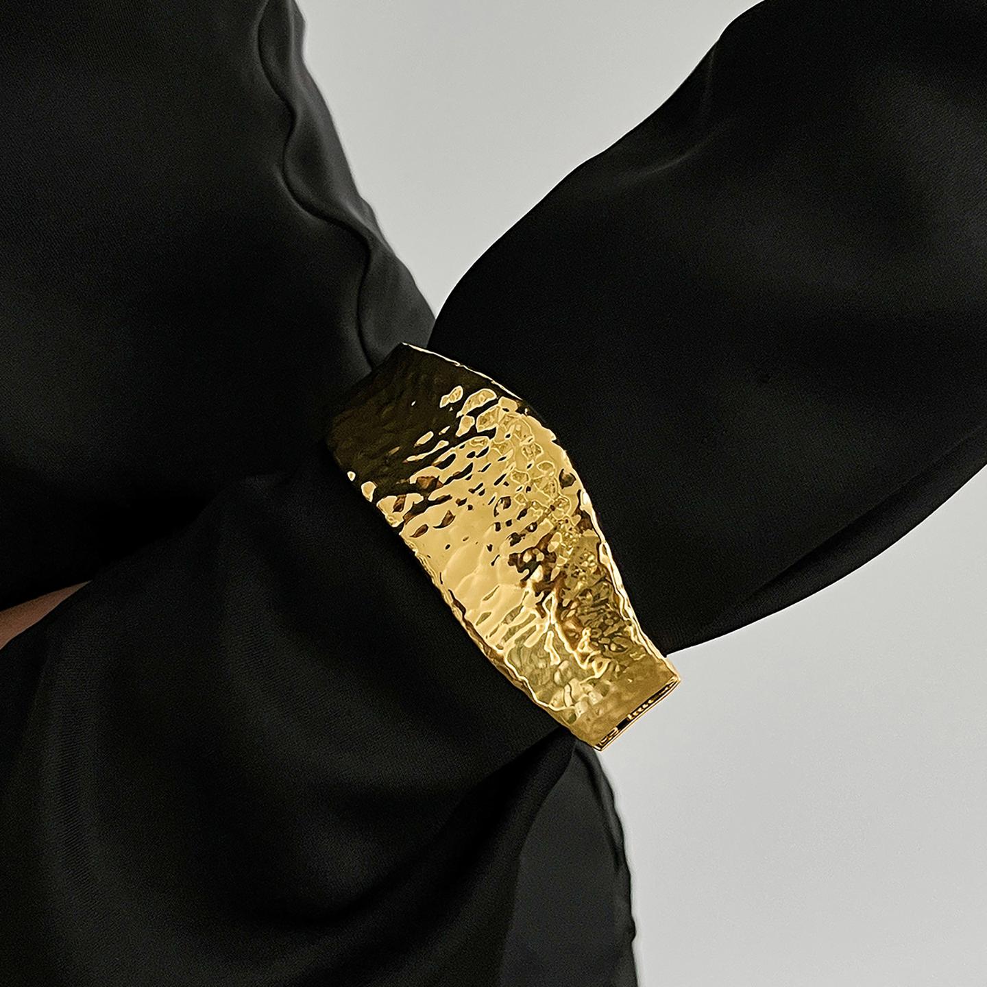Women 2 Oxidised Gold-Plated Kada Bracelet
