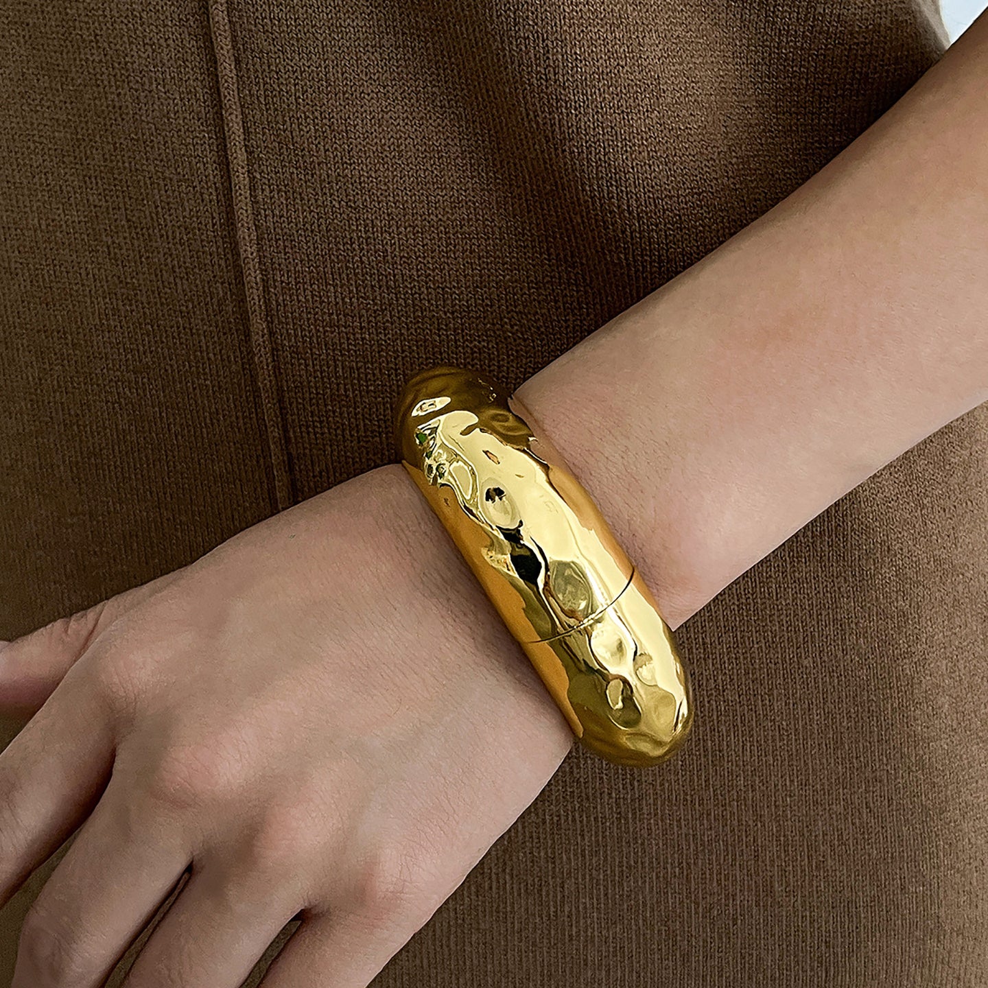 Women Gold-Plated Kada Bracelet