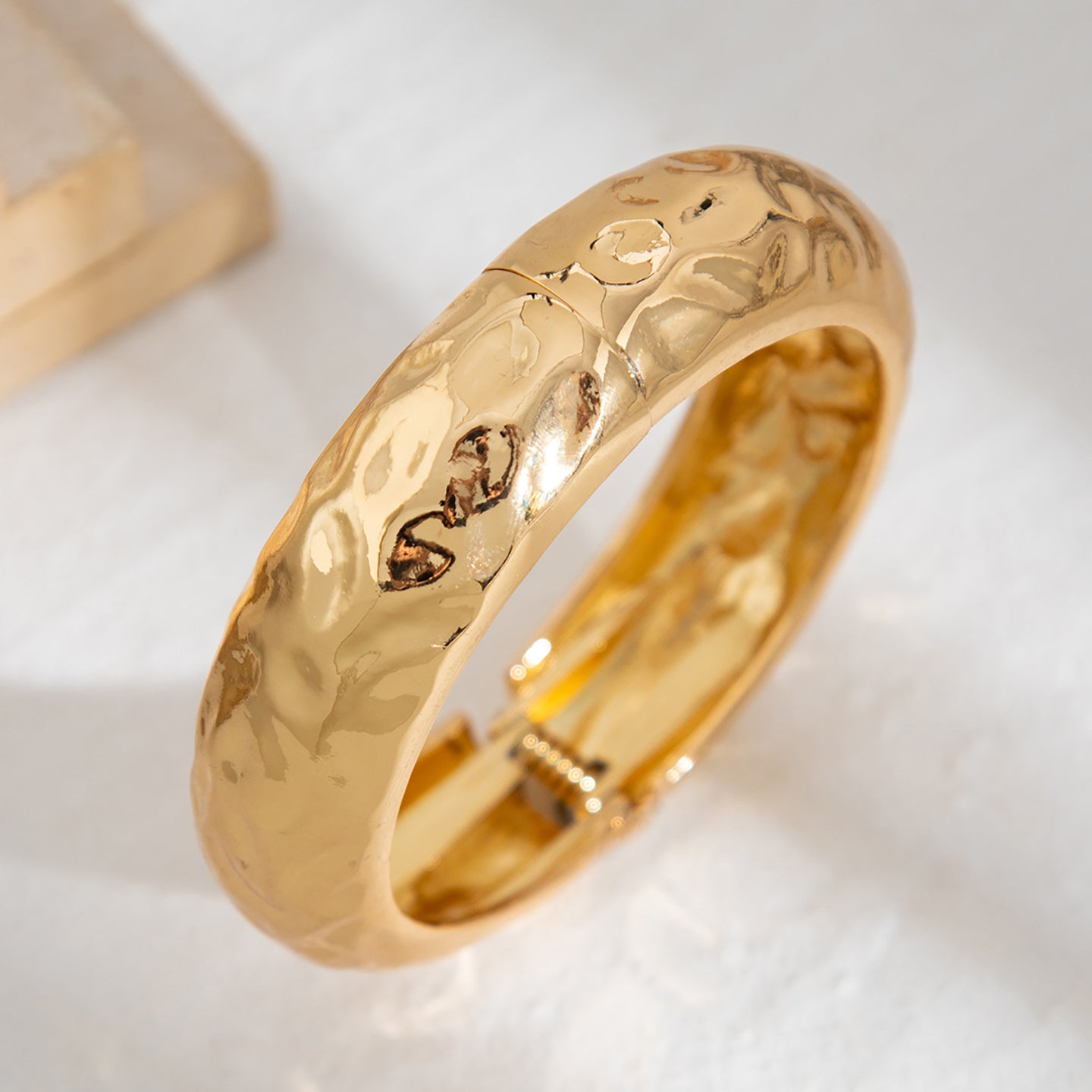Women Gold-Plated Kada Bracelet