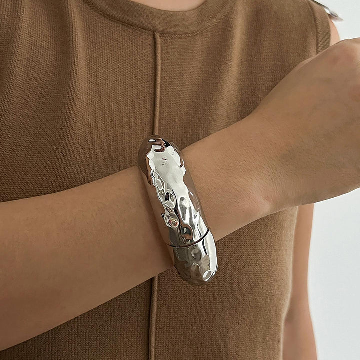 Women Handcrafted Silver-Plated Kada Bracelet