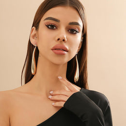 Teardrop Shaped Studs Earrings