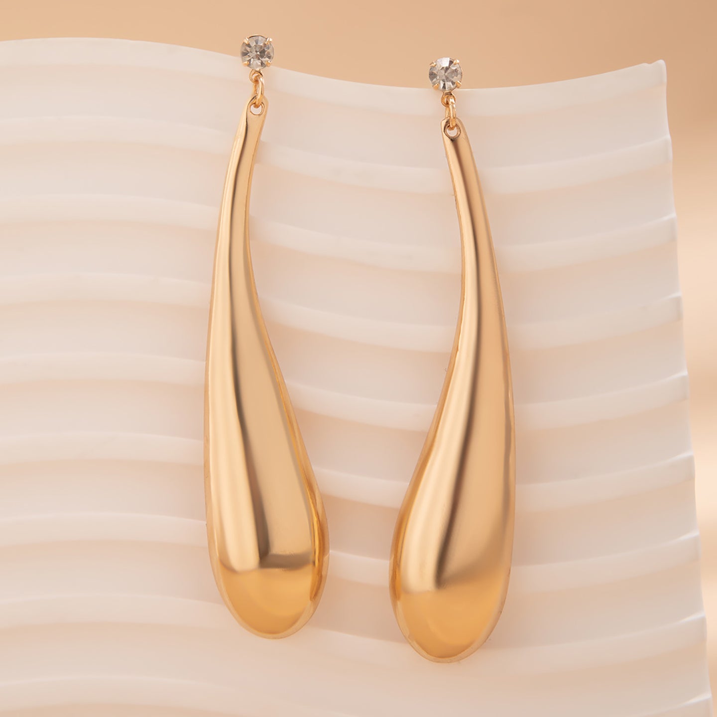 Teardrop Shaped Studs Earrings