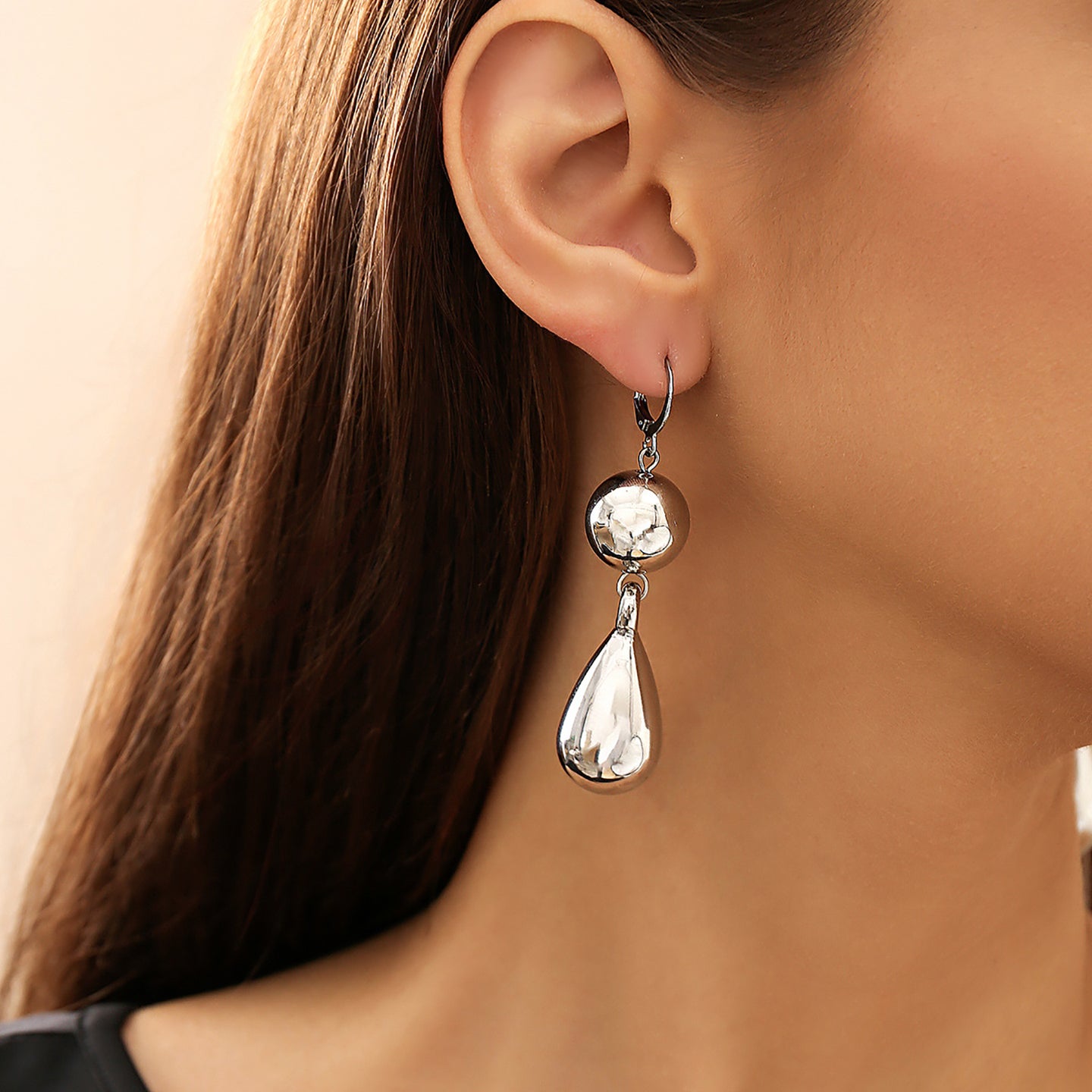 Teardrop Shaped Studs Earrings