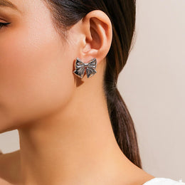 Classic Studs Earrings