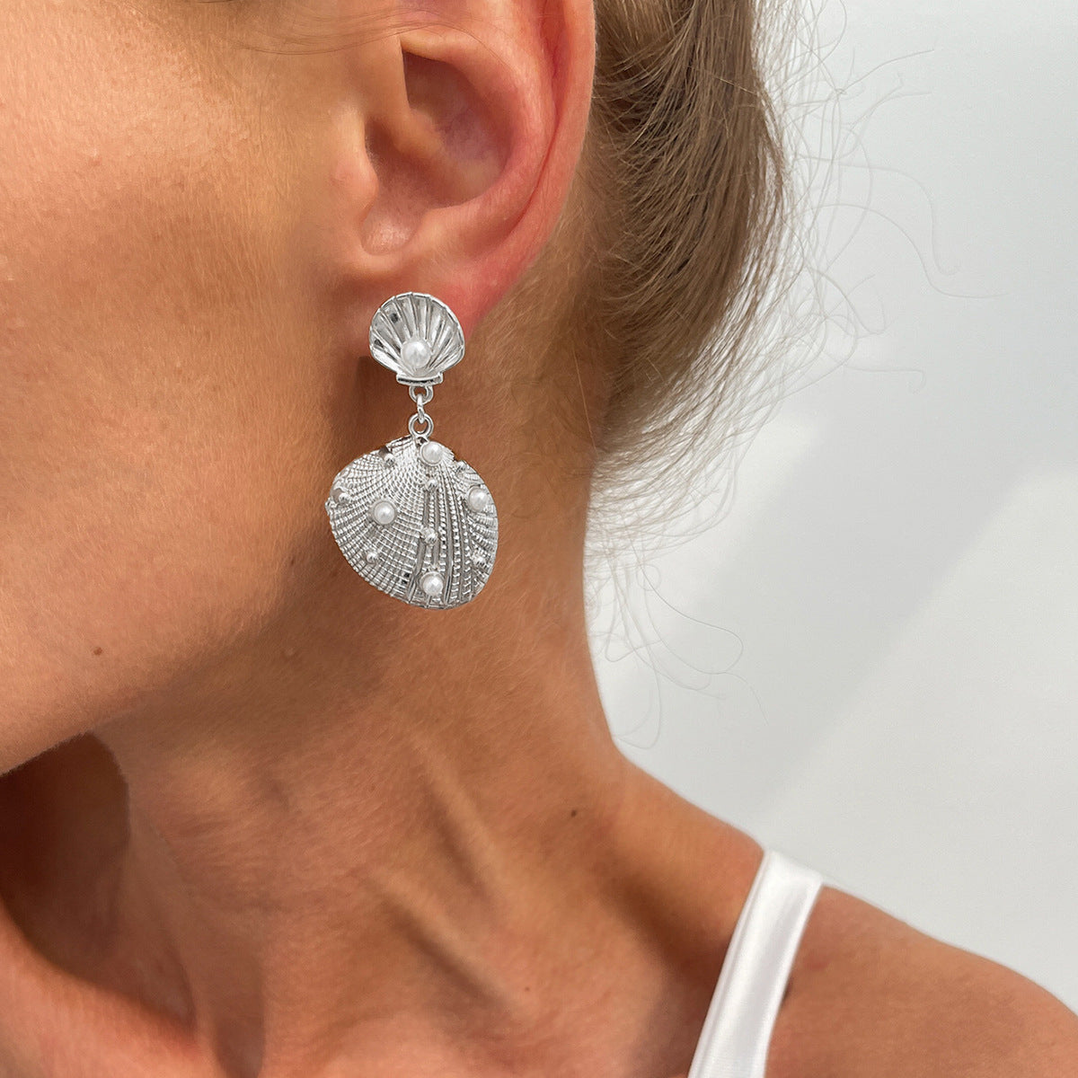 Silver Plated Artificial Beads Beaded Contemporary Drop Earrings