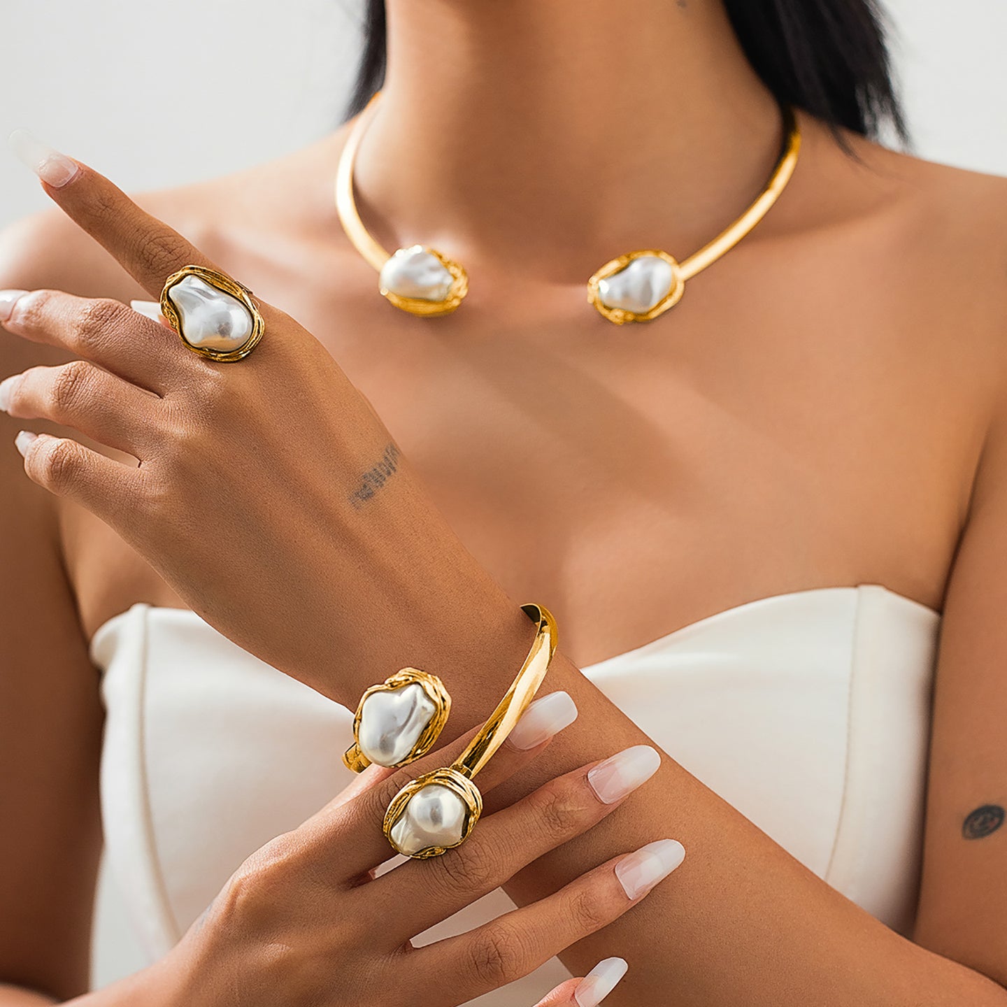 Gold Plated Pearls Studded Jewellery Set