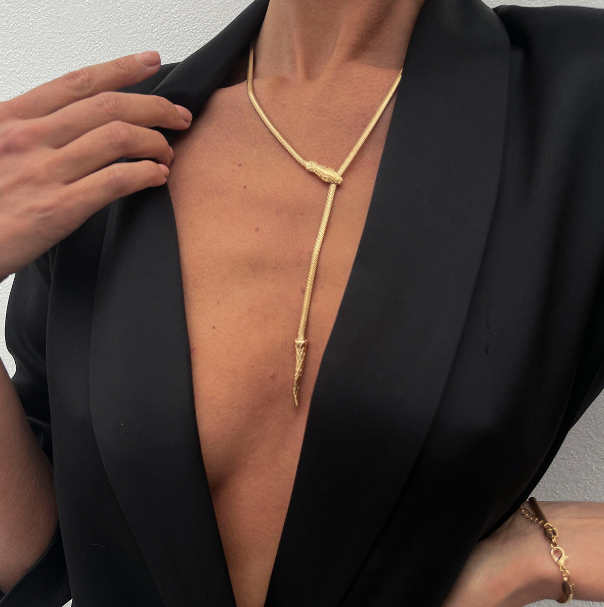 Gold-Plated Minimal Chain