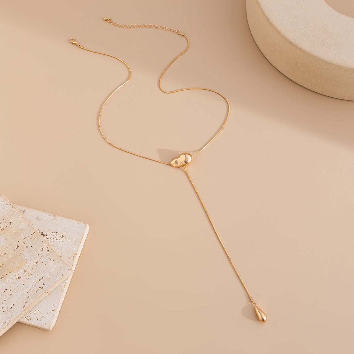 Gold-Plated Minimal Chain