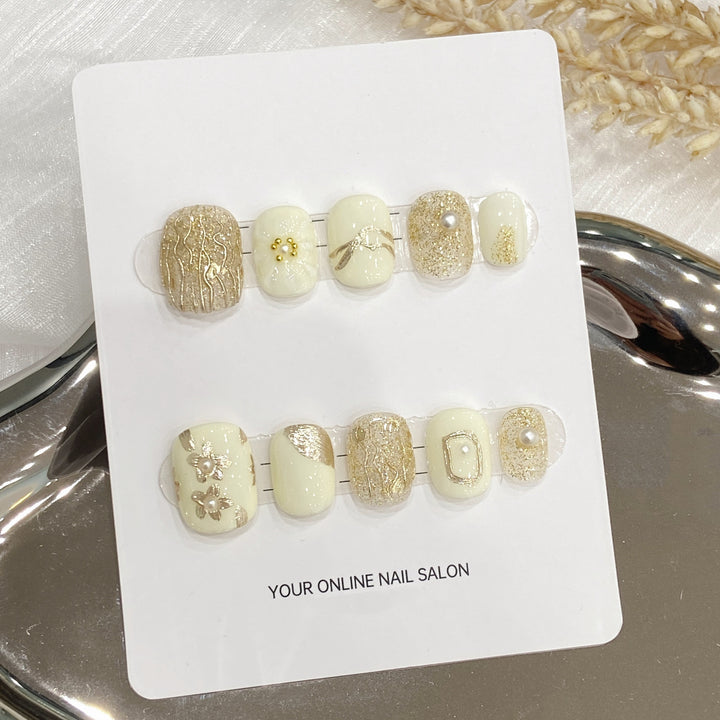 Set Of 10 Artificial Reusable Nails- Green