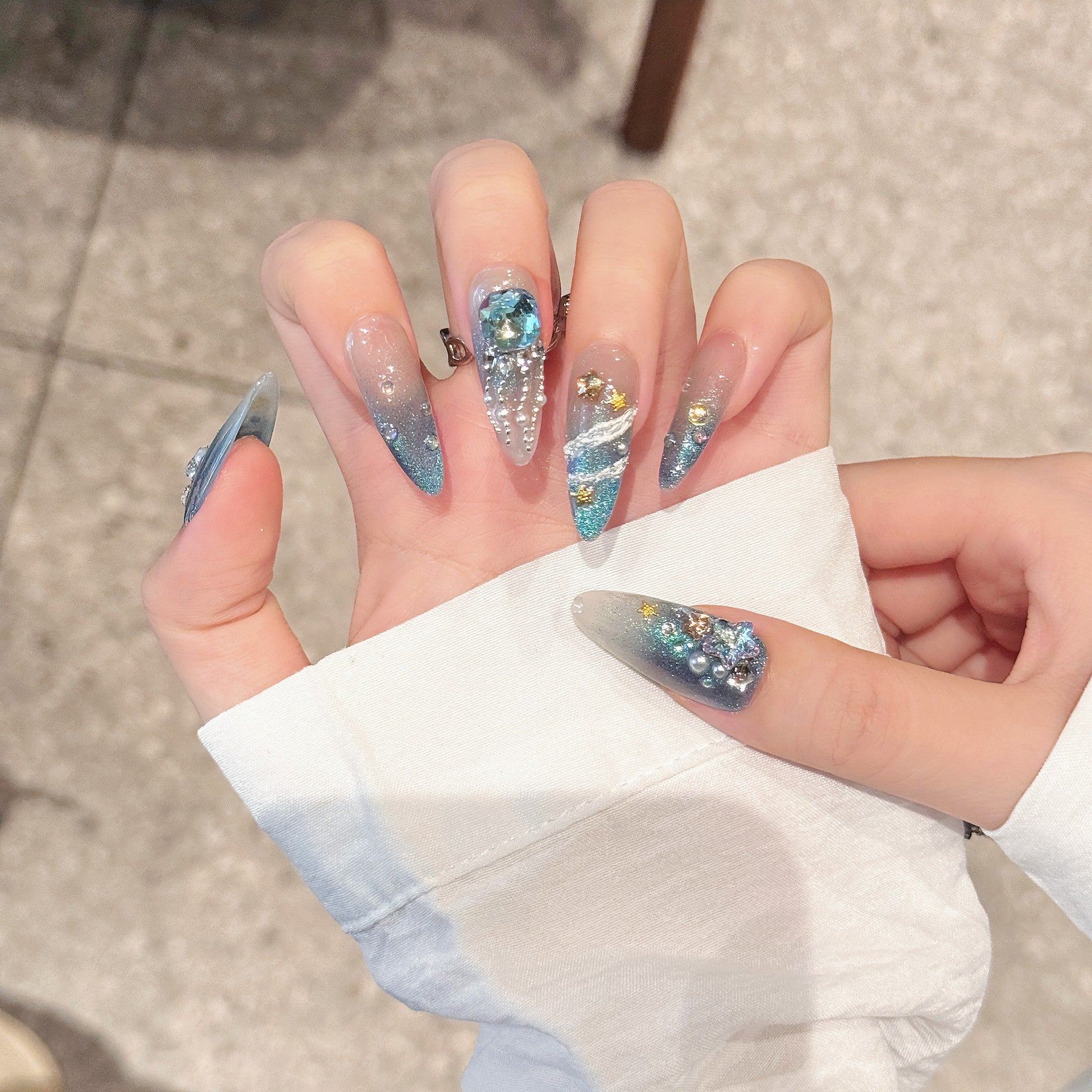 Set Of 10 Artificial Reusable Nails
