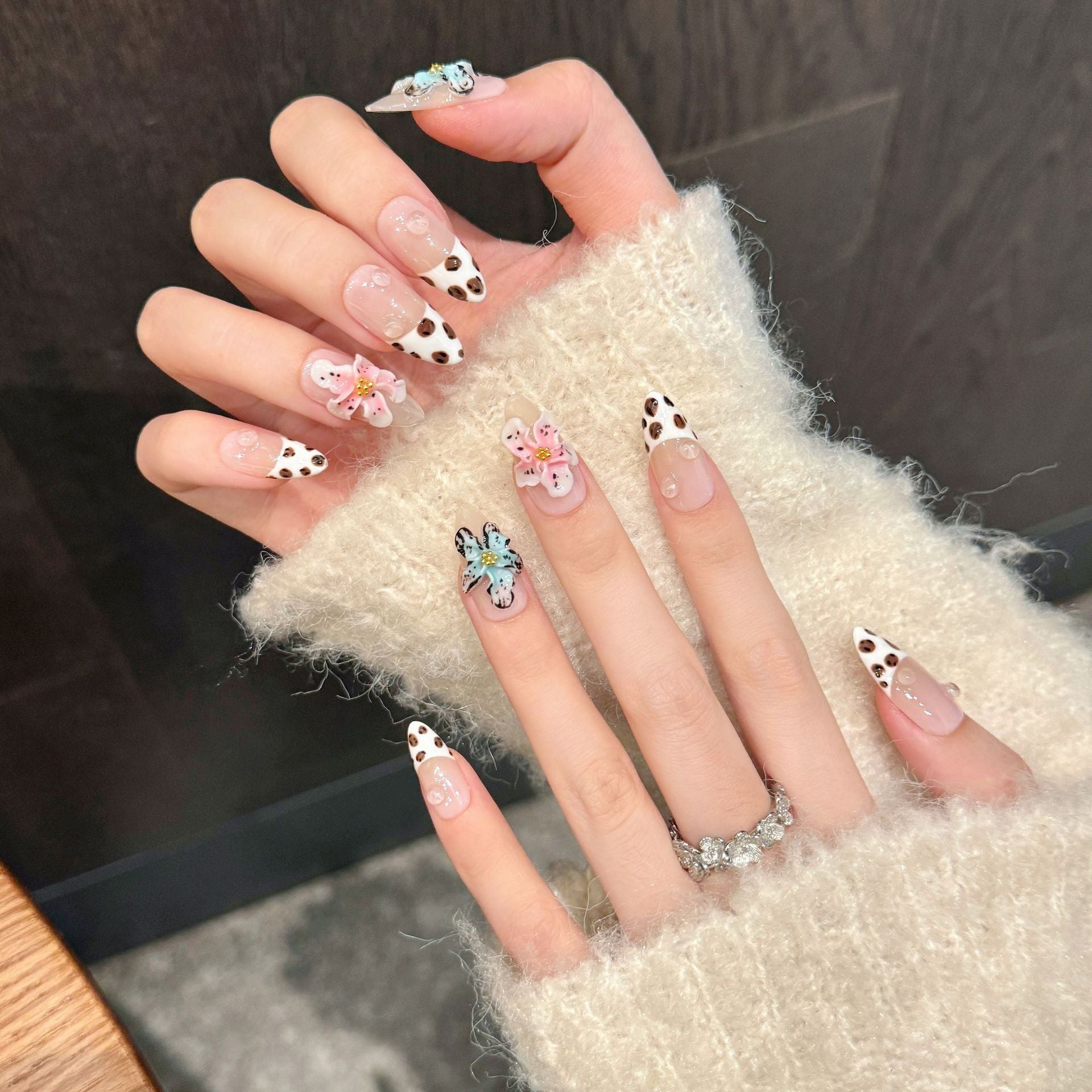 Set Of 10 Artificial Reusable Nail Extension