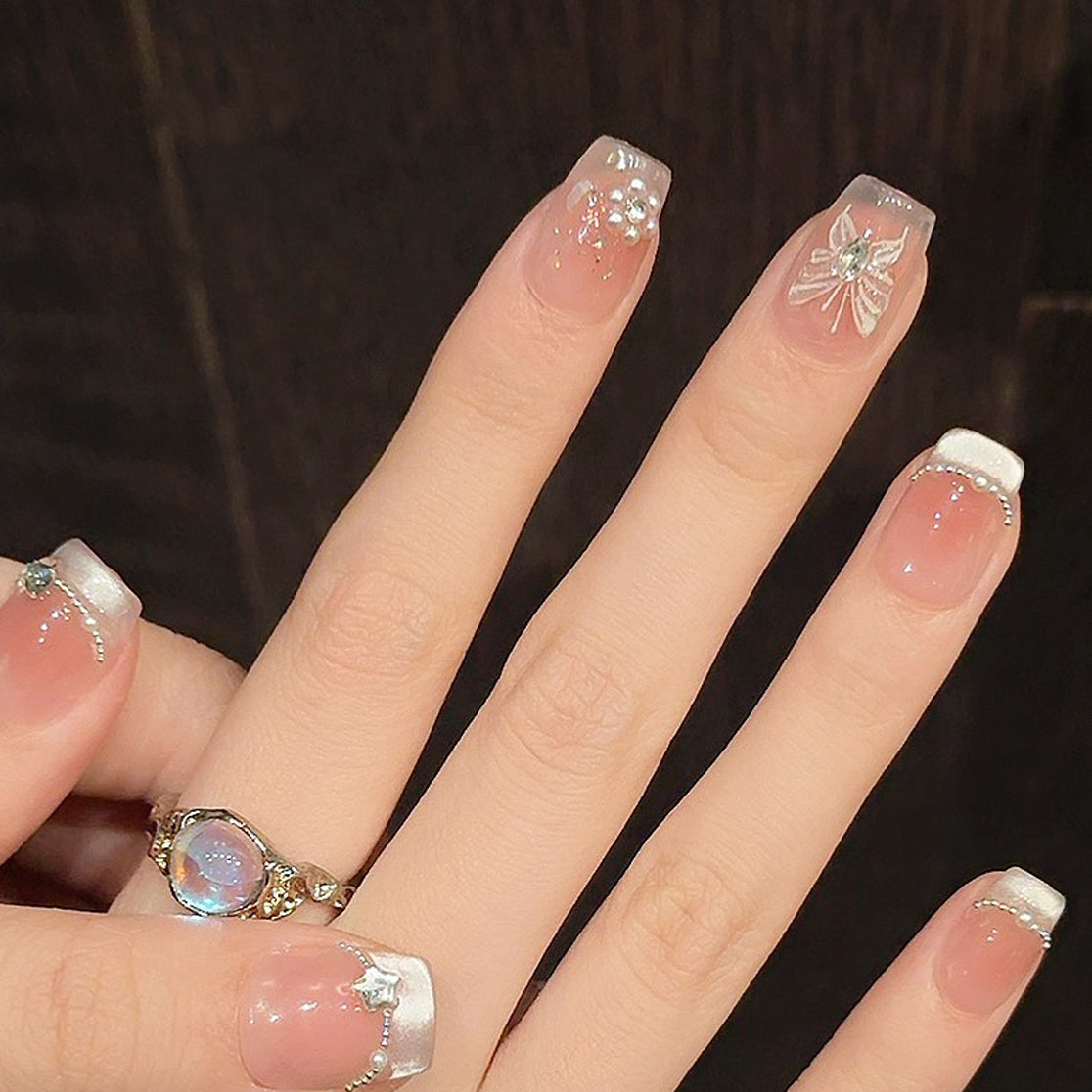 Set Of 10 Embellished Nail Extension