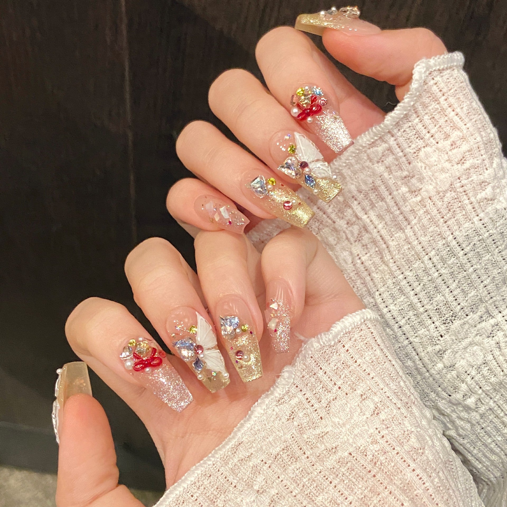Set Of 10  Embellished Nail Extension