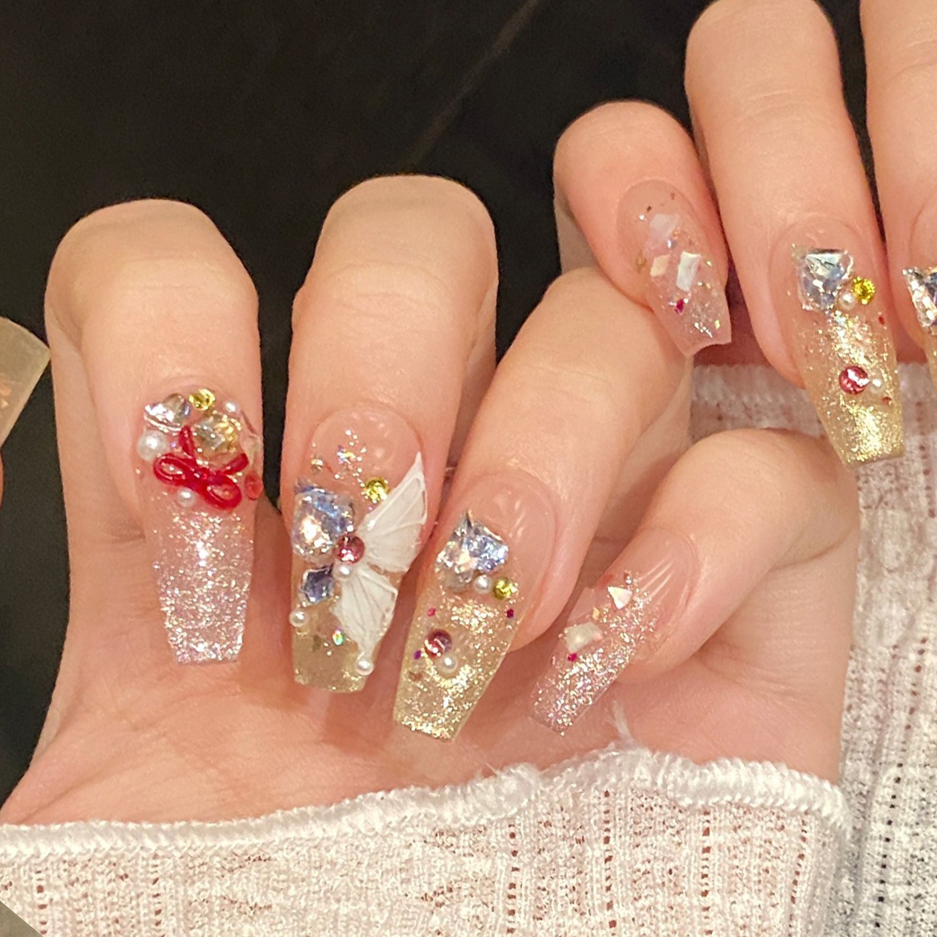 Set Of 10  Embellished Nail Extension
